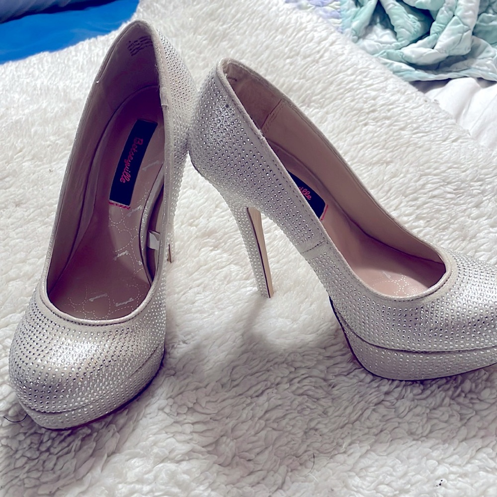 Betseyville Platform High Heels
